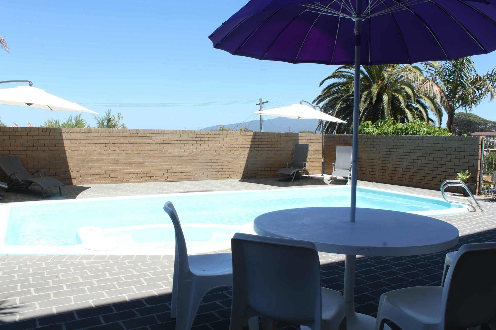 Narooma Palms Holiday Apartments Экстерьер фото